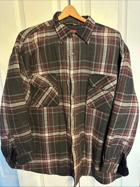 Wolverine Black, Gray & Red Plaid Casual Button-Down Shirt